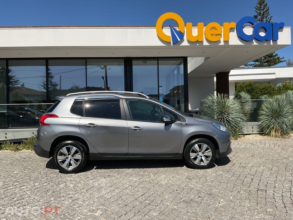 Peugeot 2008 1.2 PureTech Style
