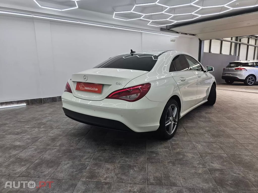Mercedes-Benz CLA 180 d Urban
