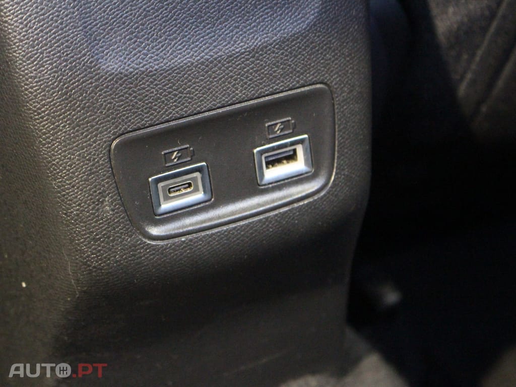 Peugeot 2008 1.2 PureTech Allure Pack EAT8