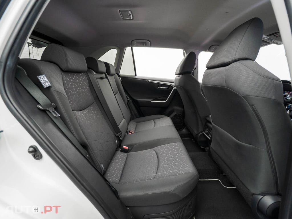 Toyota RAV4 2.5 HDF Comfort