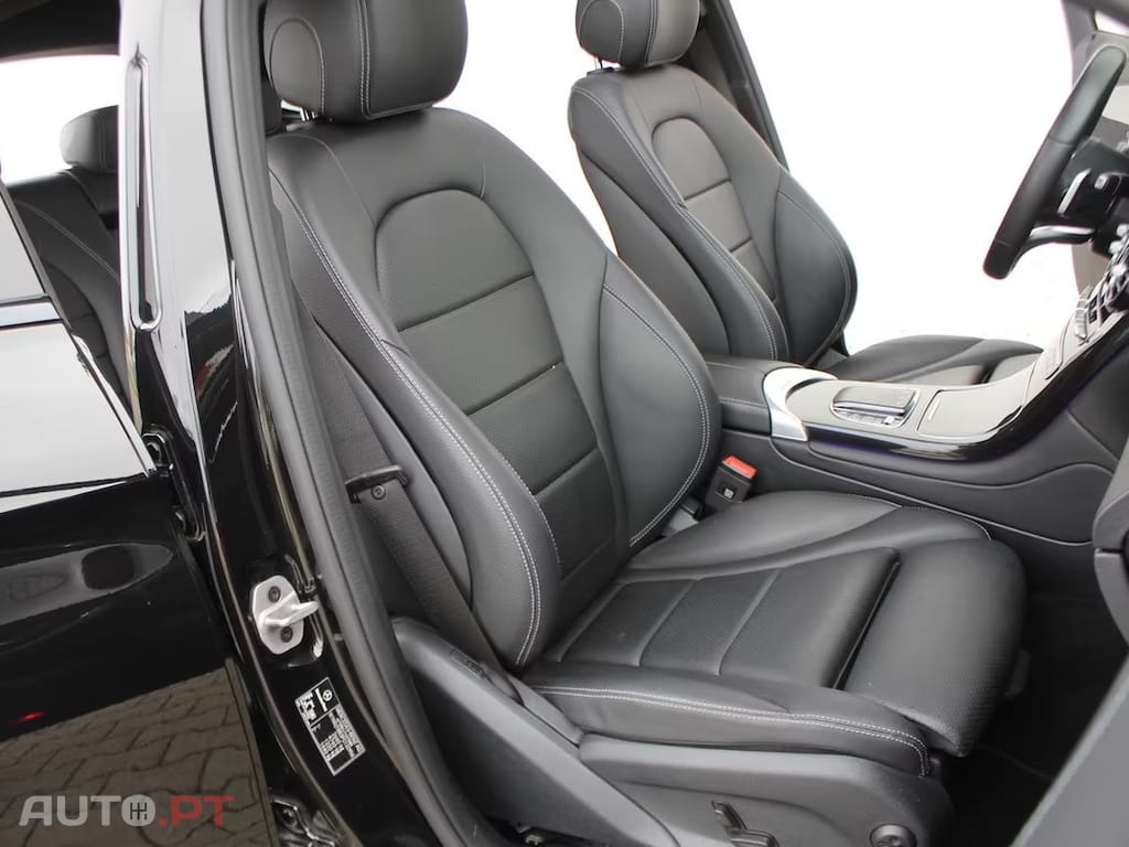 Mercedes-Benz GLC 300 de Coupe 4Matic 9G-TRONIC AMG Line