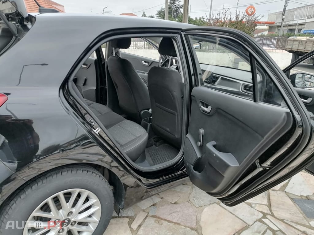 Kia Rio 1.2 CVVT EX