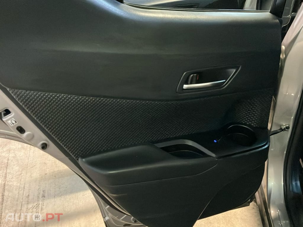 Toyota C-HR 1.8 HSD Comfort