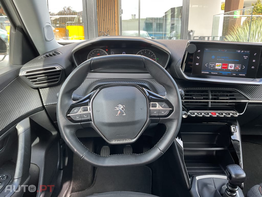 Peugeot 2008 1.2 PureTech Active