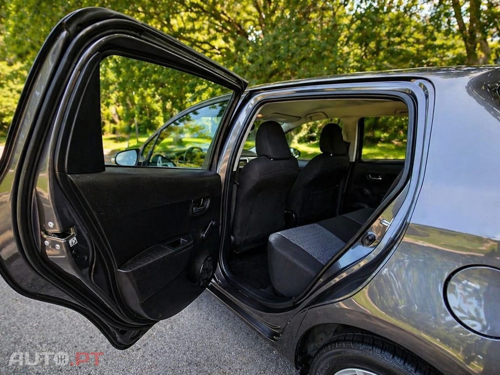 Toyota Yaris 1.0 VVT-i Comfort