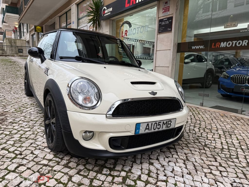 MINI Cooper Cooper S