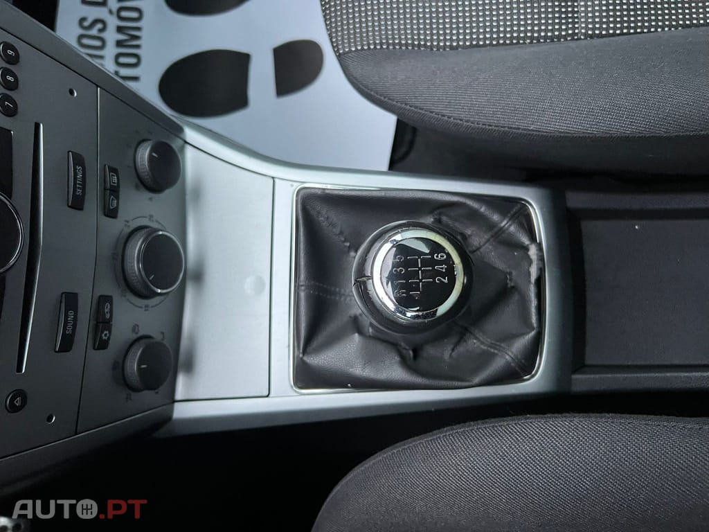 Opel Astra GTC 1.3 CDTi