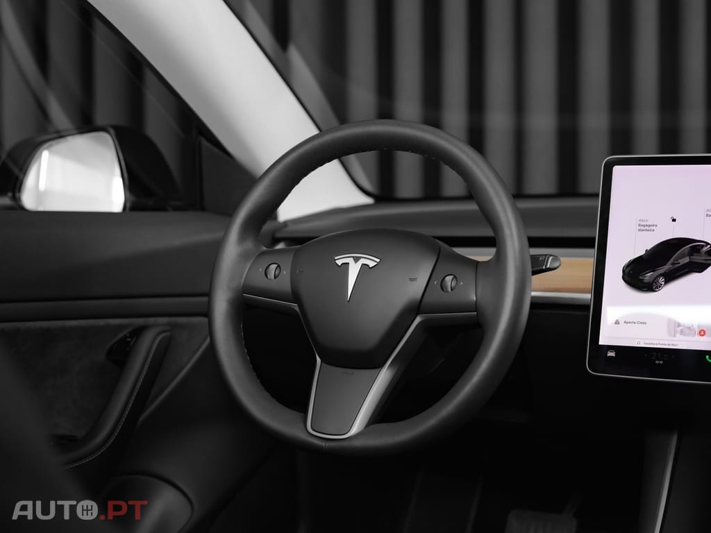 Tesla Model 3 Long Range AWD Dual Motor