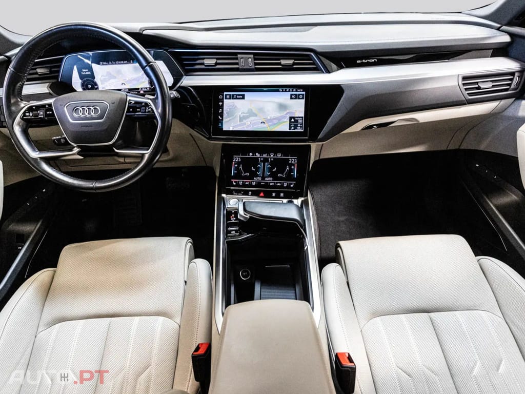 Audi E-Tron I.V.A DEDUTIVEL 55 ADVANCED 