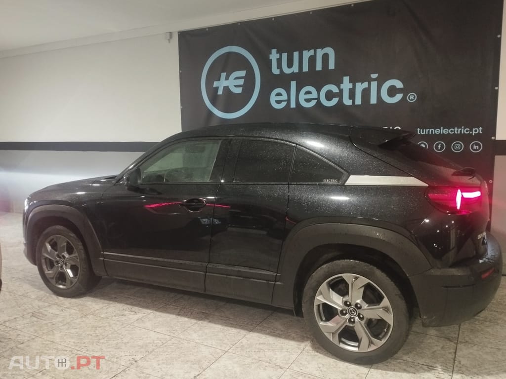 Mazda MX-30 e-SKYACTIV Advantage Industrial Vintage
