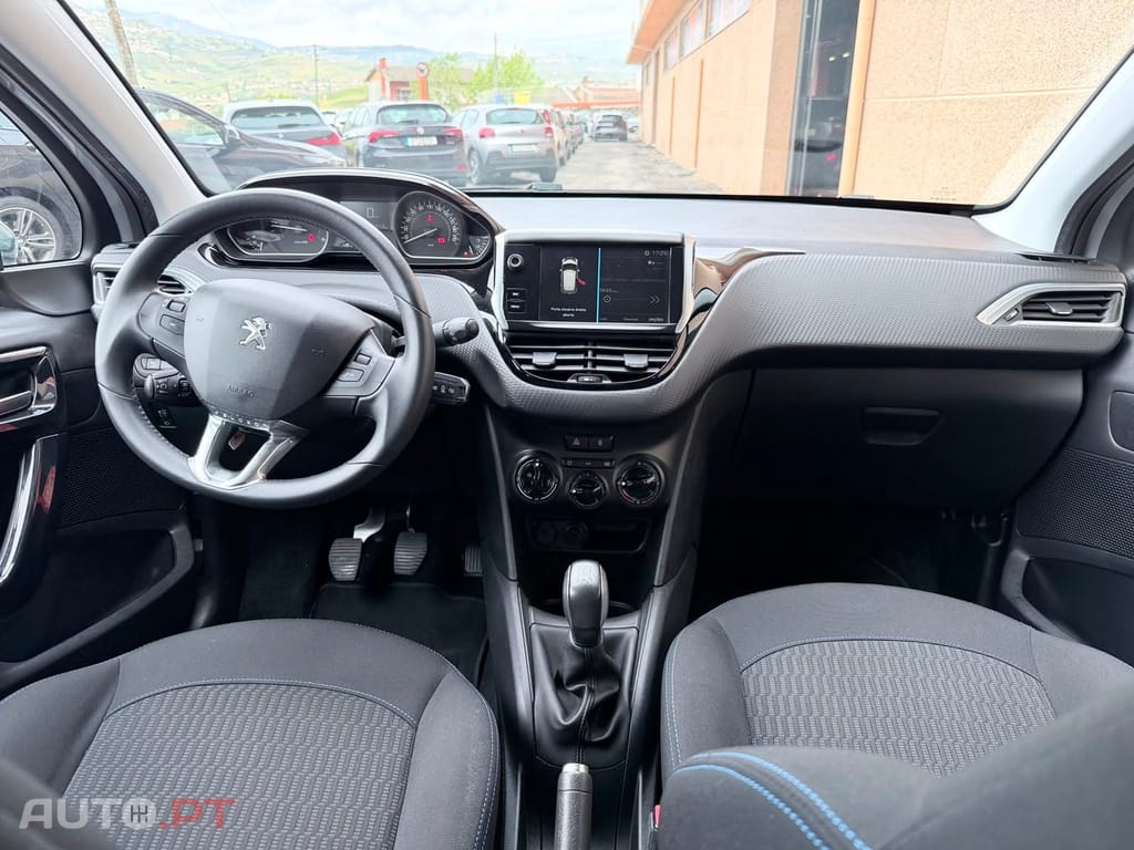 Peugeot 208 1.6 BlueHDi Style