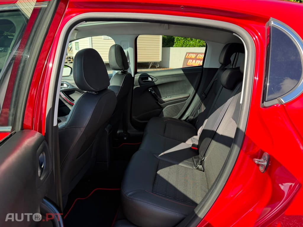 Peugeot 208 1.2 PureTech GT Line
