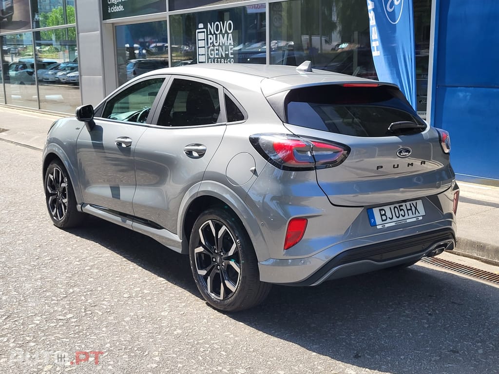 Ford Puma 1.0 EcoBoost MHEV ST-Line X