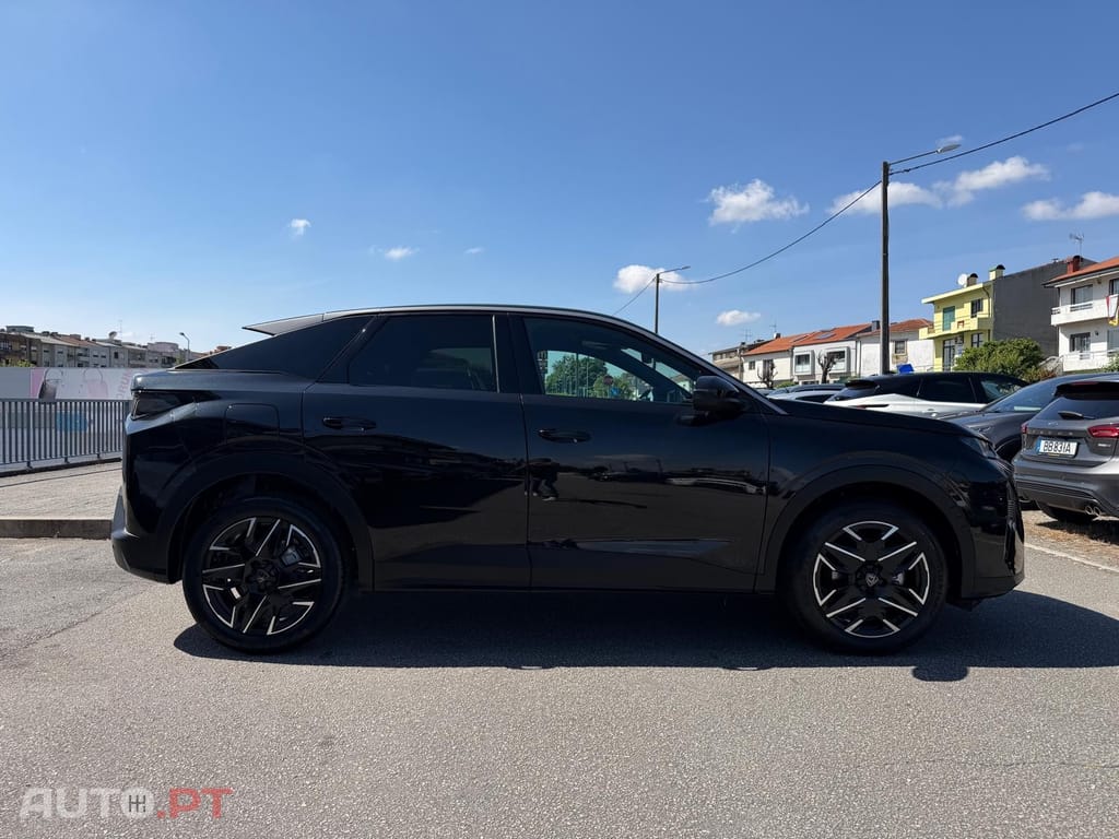 Peugeot 3008 1.2 Hybrid Allure e-DCS6
