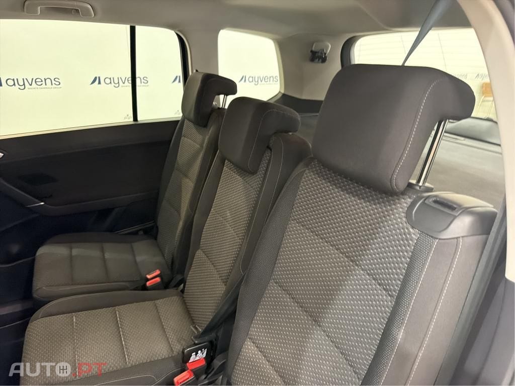 Volkswagen Touran 2.0 TDI Confortline
