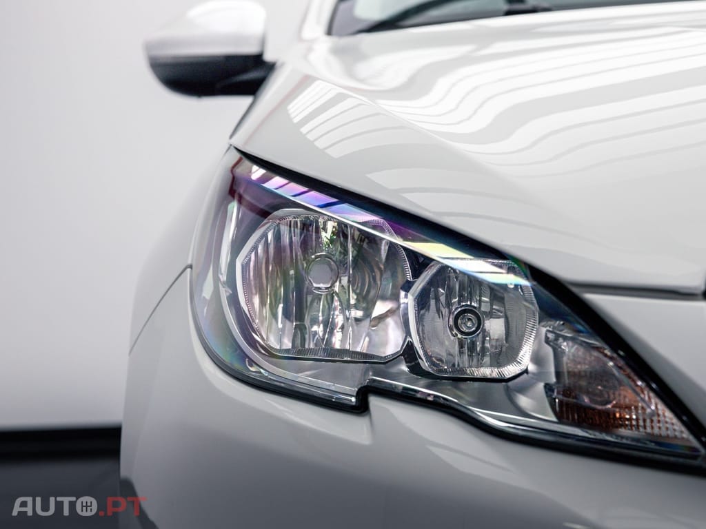 Peugeot 308 1.6 e-HDi Active J17