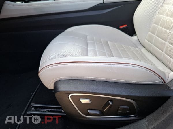 Renault Espace 1.2 E-Tech full hybrid 200cv iconic