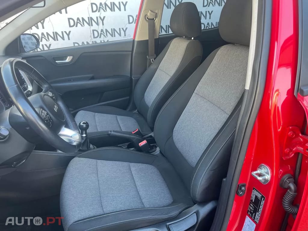 Kia Stonic 1.0 T-GDI Tech 7DCT