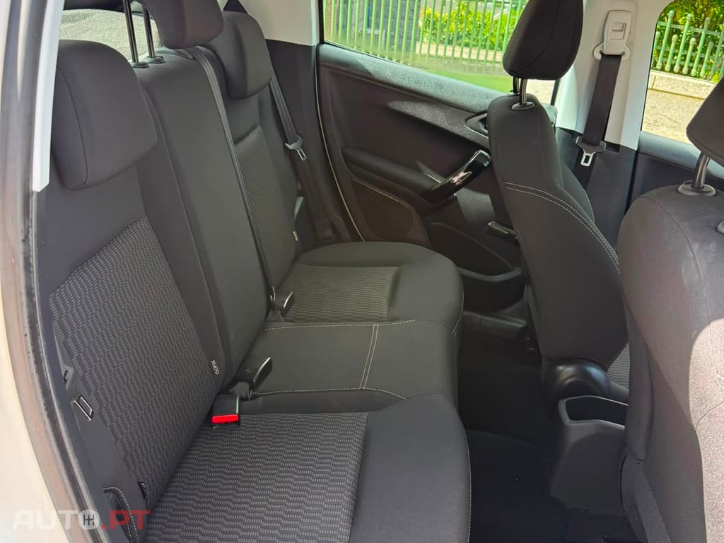 Peugeot 208 Active