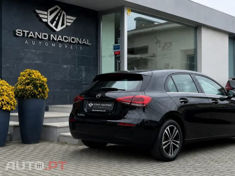 Mercedes-Benz A 250 e