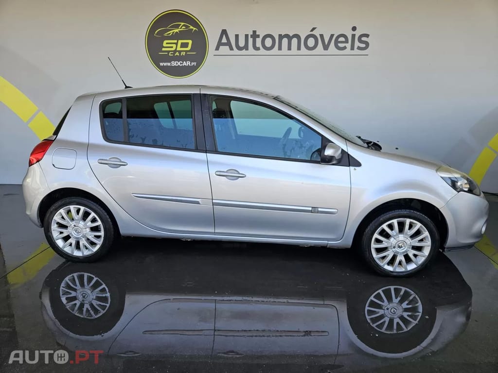 Renault Clio other_Outro