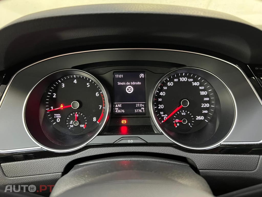 Volkswagen Passat 1.5 TSI 150cv Business Variant