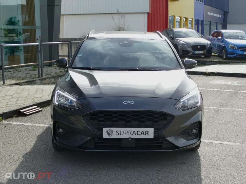 Ford Focus SW 1.5 TDCi EcoBlue ST-Line foto 2