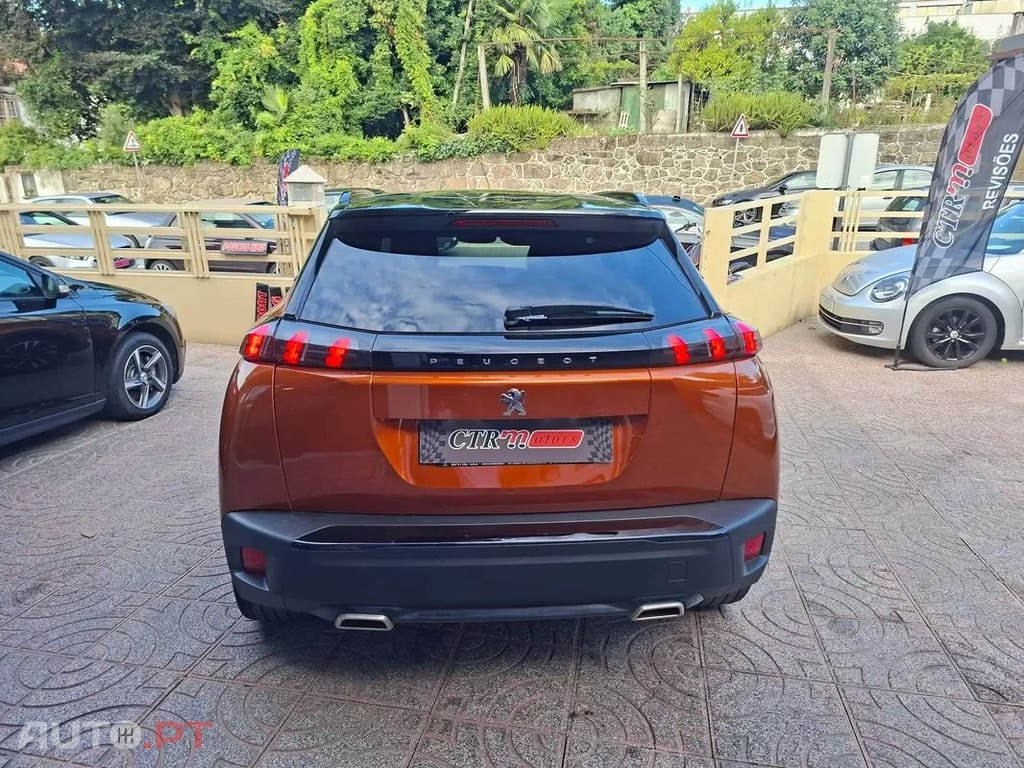 Peugeot 2008  Puretech 130 Stop Start Gt  Line Edition