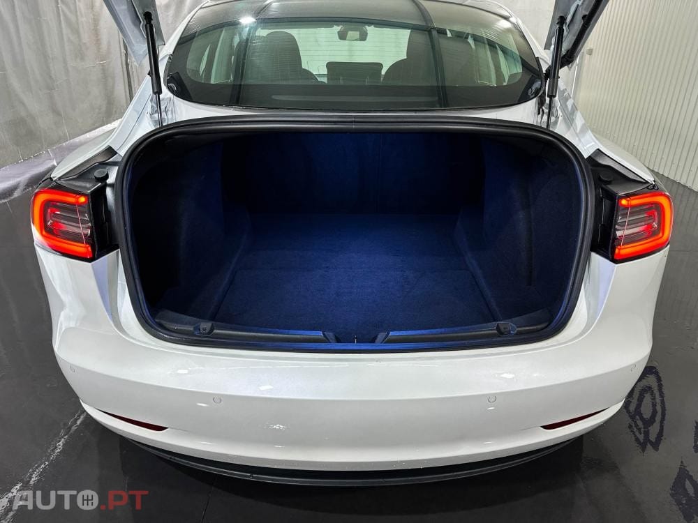 Tesla Model 3 Long-Range Dual Motor AWD