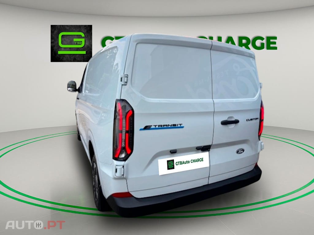 Ford Transit Custom Trend BEV 83 kWh I.V.A DEDUTIVEL 