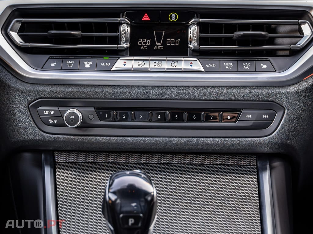 BMW 320 i Pack M Auto