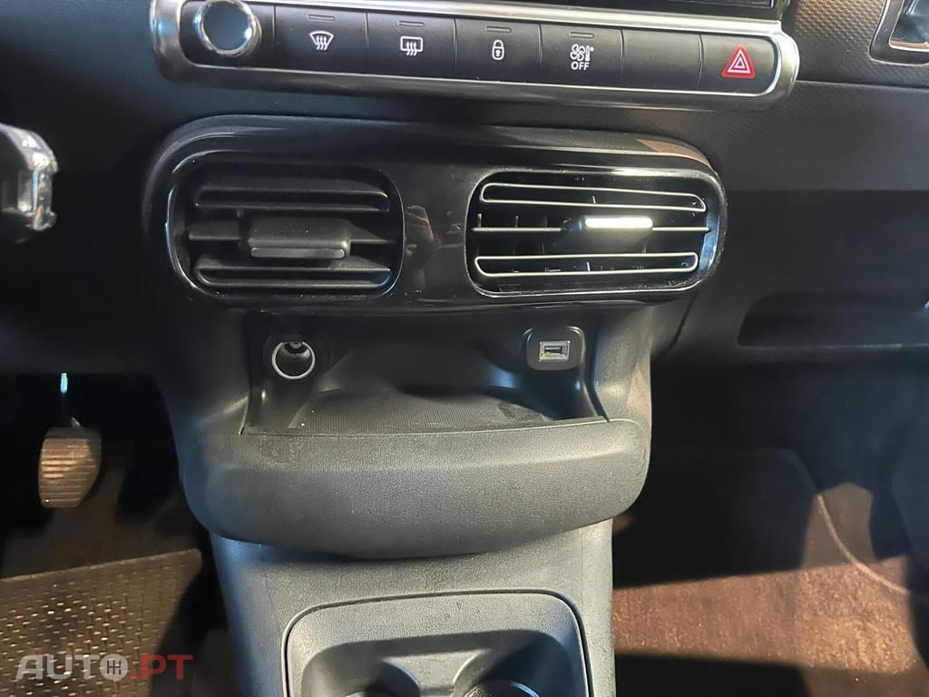 Citroen C4 Cactus 1.5BlueHdi SHINNE