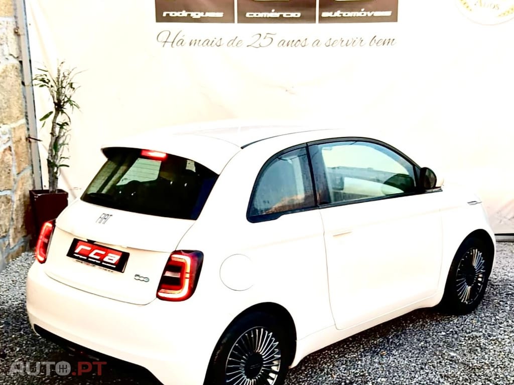 Fiat 500e 500e 42kWh ICON