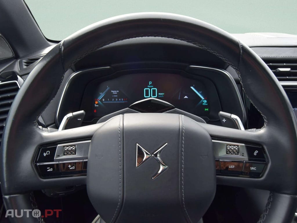 DS DS7 Crossback E-Tense Opera EAT8 300cv