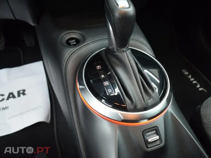 Nissan Juke 1.0 DIG-T N-Connecta NAV. DCT