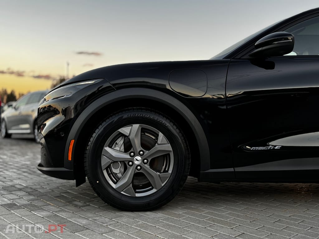Ford Mustang Mach-E Premium