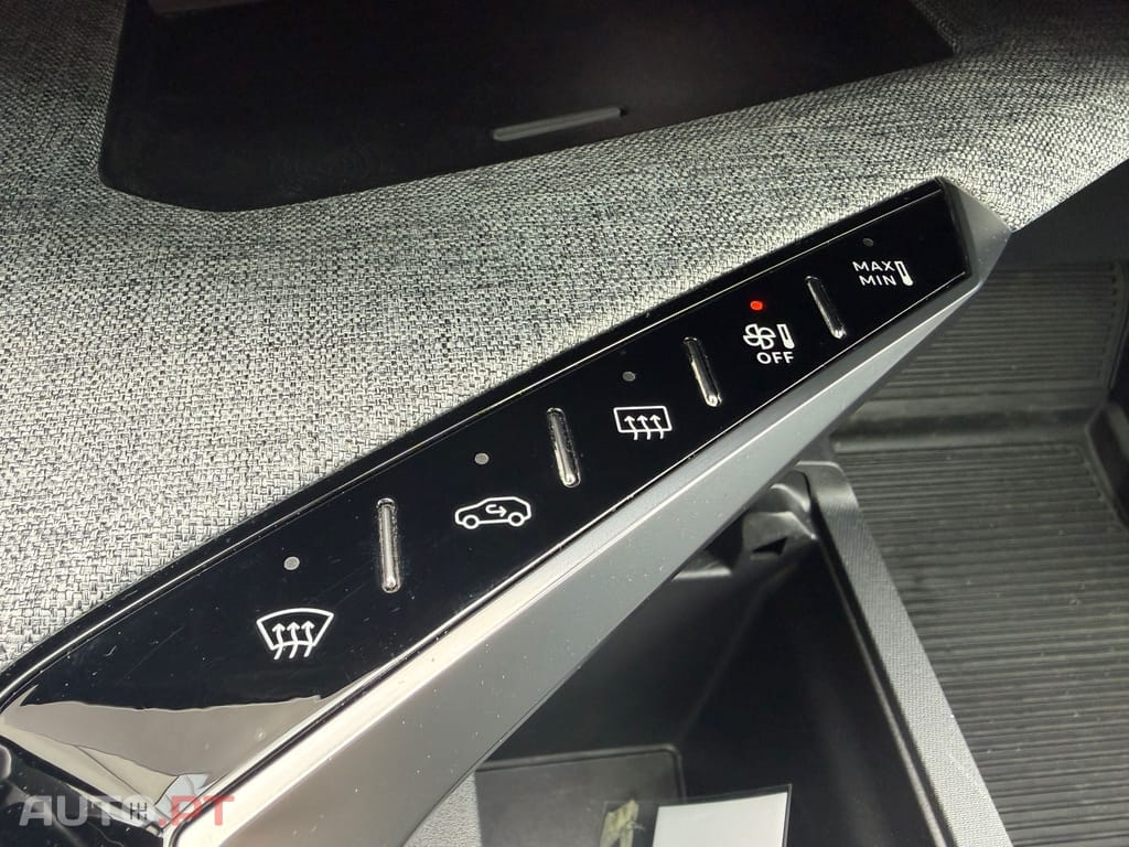 Peugeot E-5008 73 kWh GT