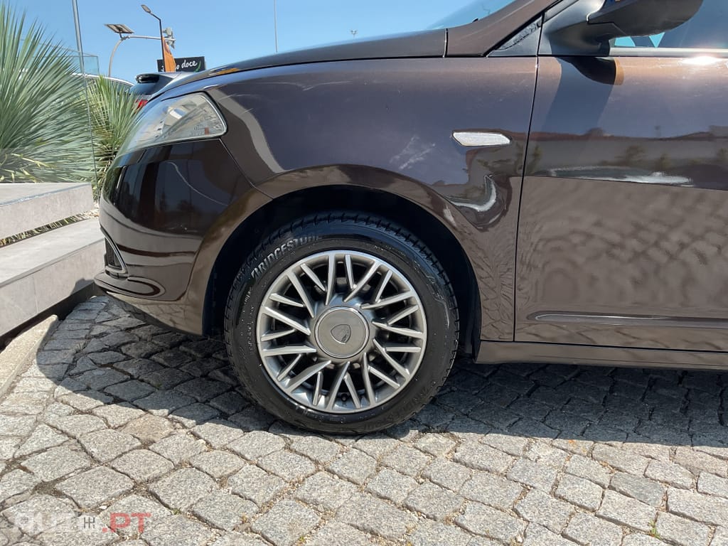 Lancia Ypsilon 1.3 M-jet S&S Urban