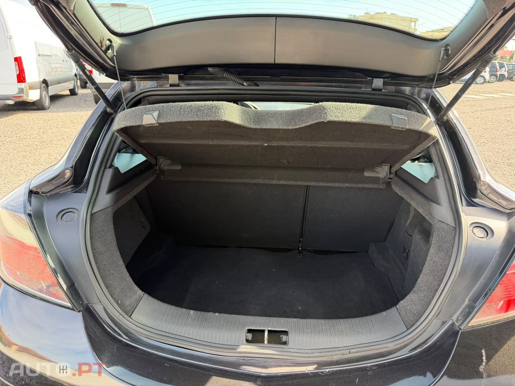 Opel Astra GTC 1.3 CDTi