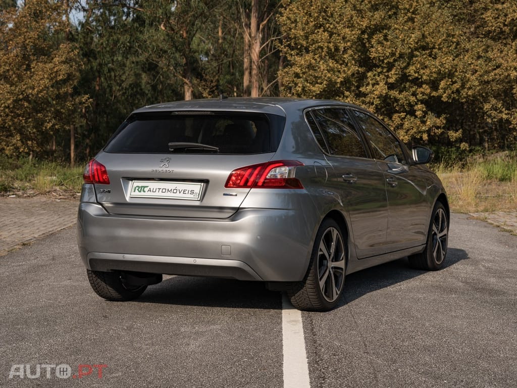 Peugeot 308 1.2 PureTech Allure J18