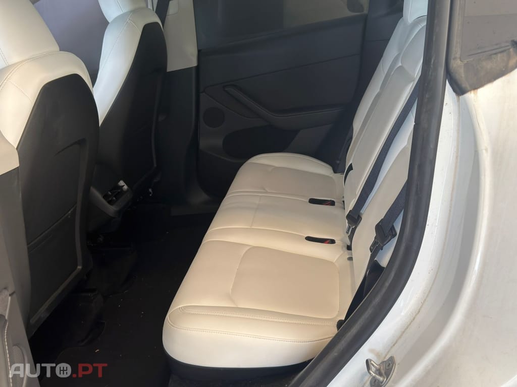 Tesla Model Y Tração Traseira