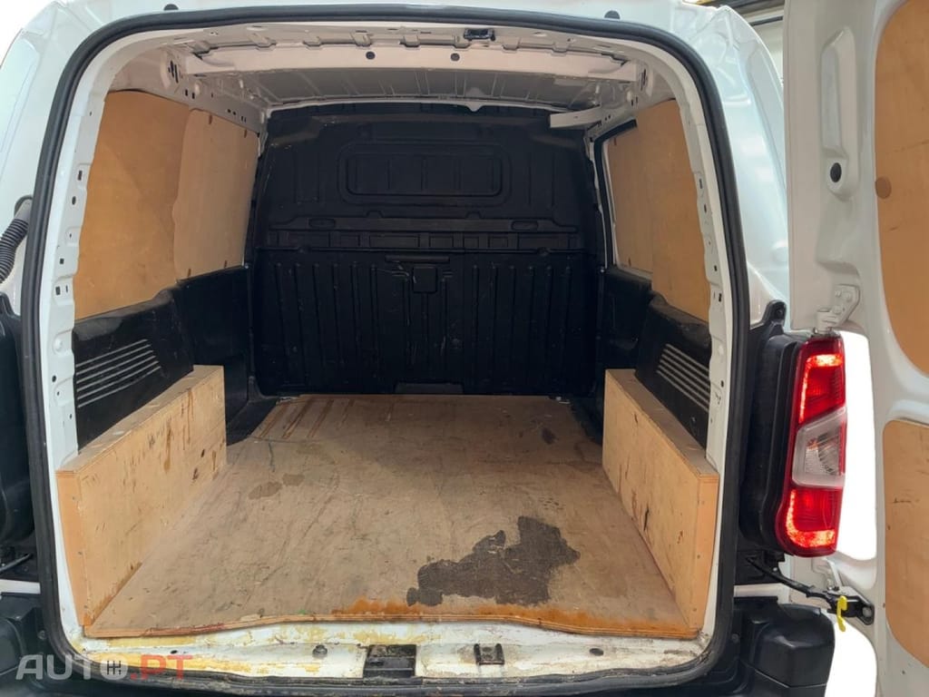 Opel Combo 1.5 L1H1 Standard Pack Clim