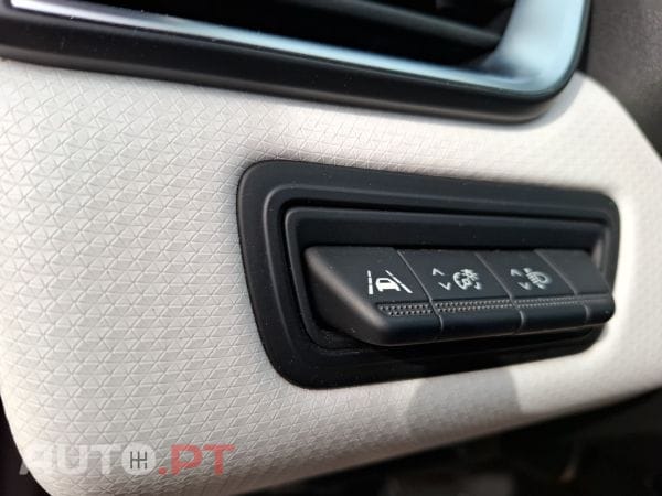 Renault Clio TCe 100 Bi-Fuel Limited