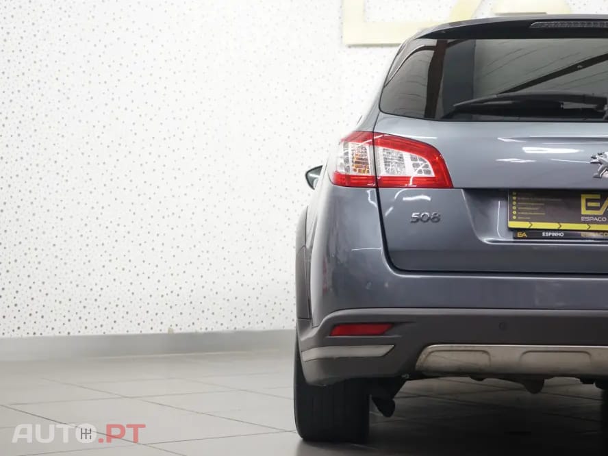 Peugeot 508 RXH 2.0 HDi Hybrid4 2-Tronic