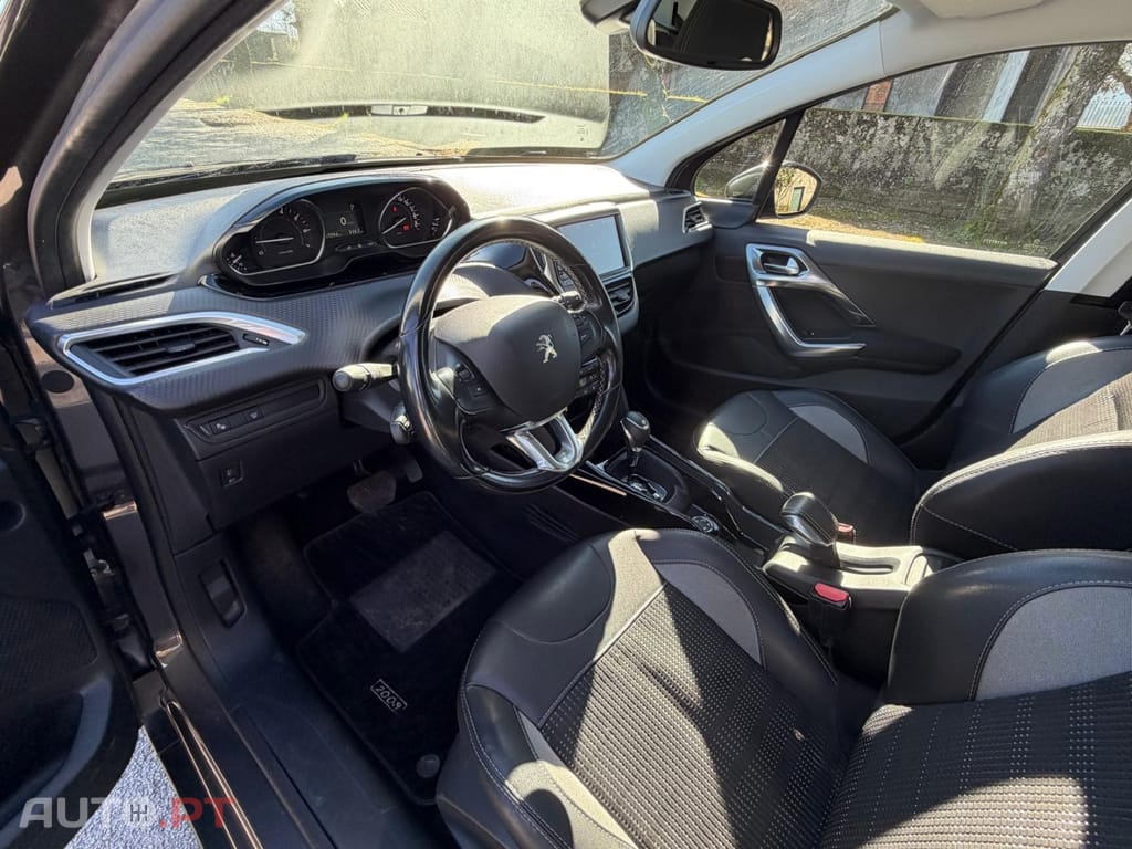 Peugeot 2008 PureTech 82 ETG5 STOP&START Allure