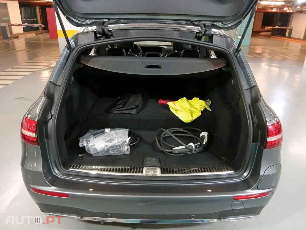 Mercedes-Benz E 300 de AMG Line