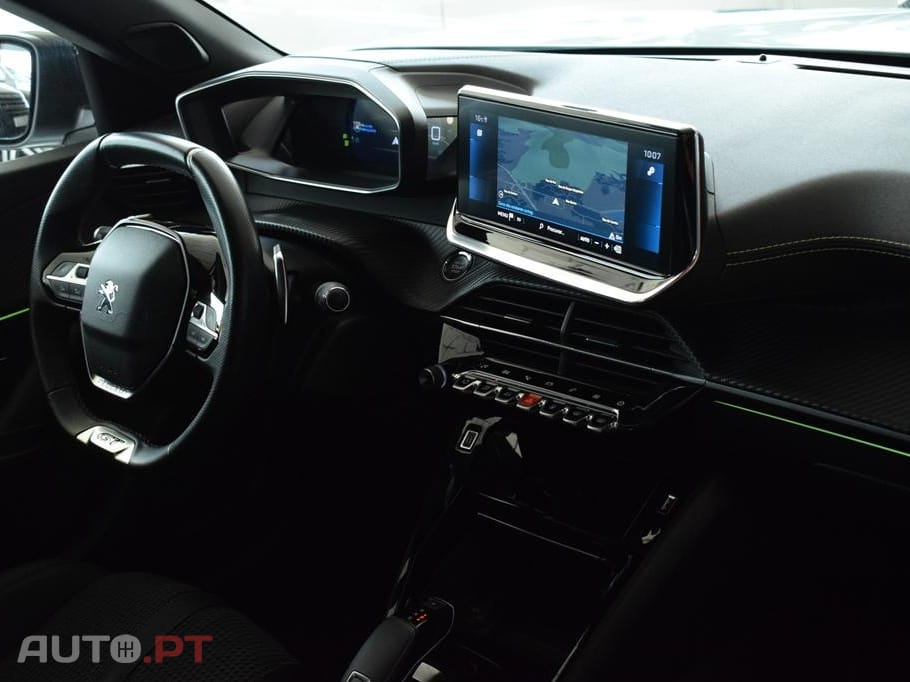 Peugeot 2008 1.5 BlueHDi GT Line EAT8
