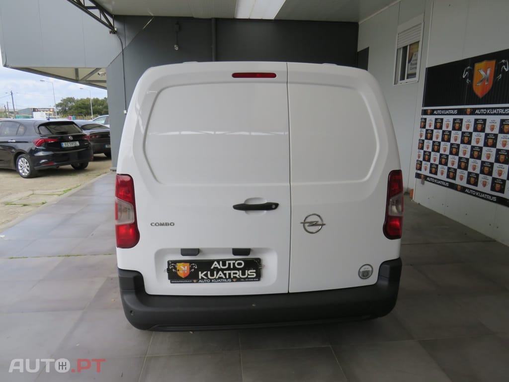 Opel Combo 1.5 CDTi L1H1 Enjoy