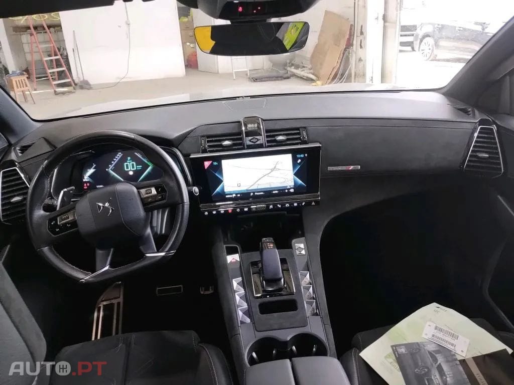 DS DS7 Crossback E-Tense Performance Line EAT8