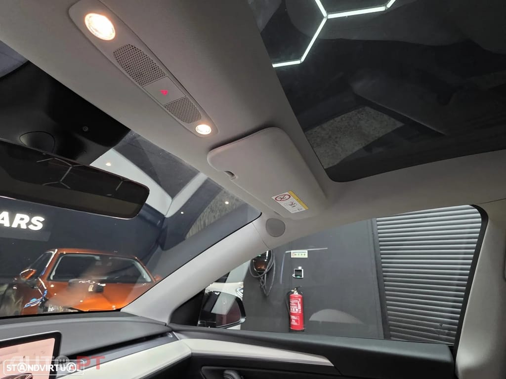 Tesla Model Y Long Range Dual Motor AWD